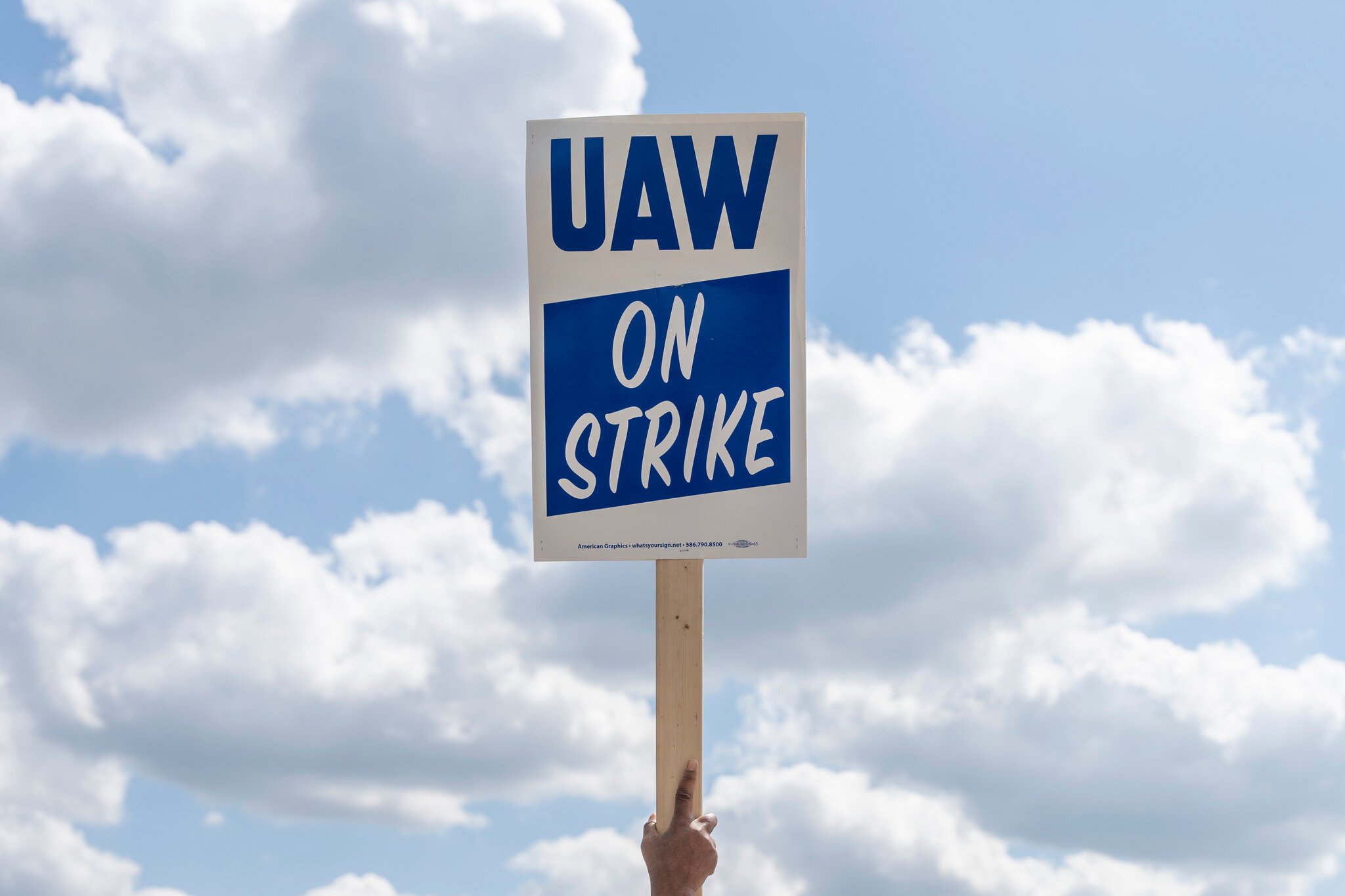 UAW on strike sign