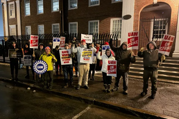 BMDA members on strike at midnight on March 23