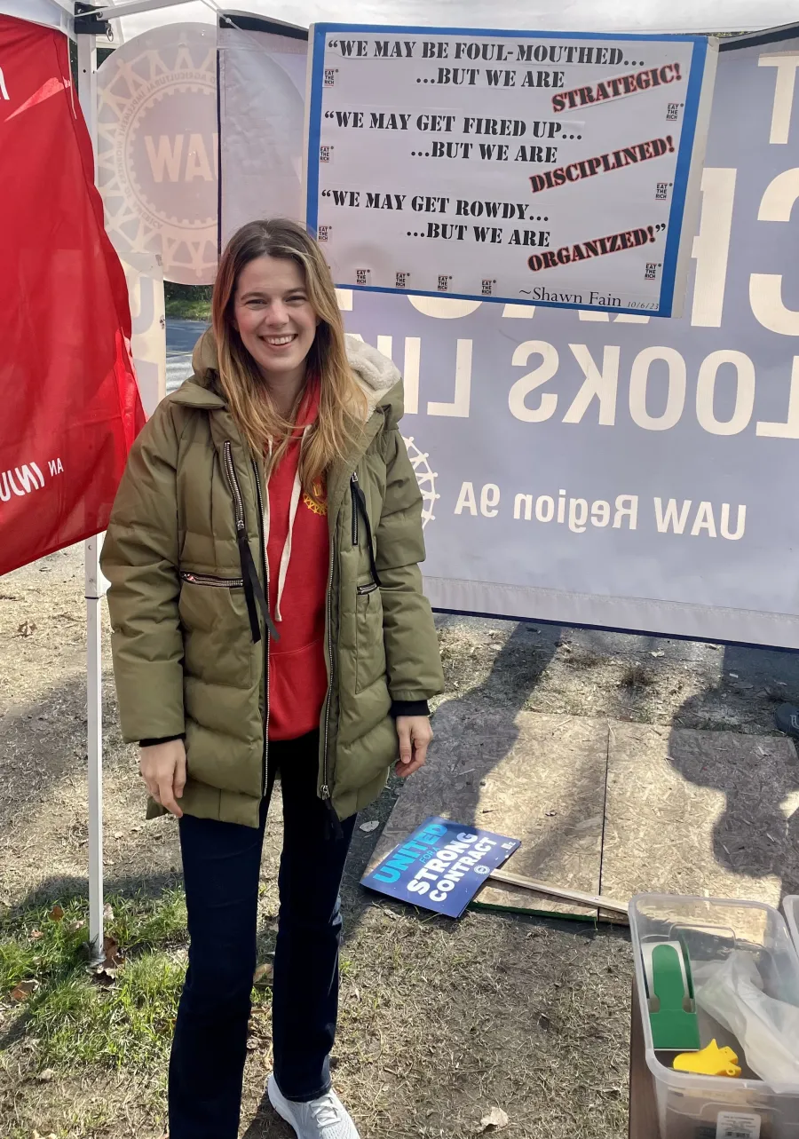 Vail Kohnert-Yount at Local 422 picket line