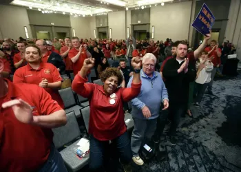 Local 571 rally