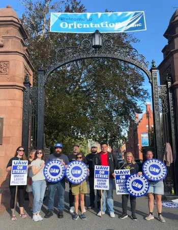 Mount Holyoke Housekeepers Strike